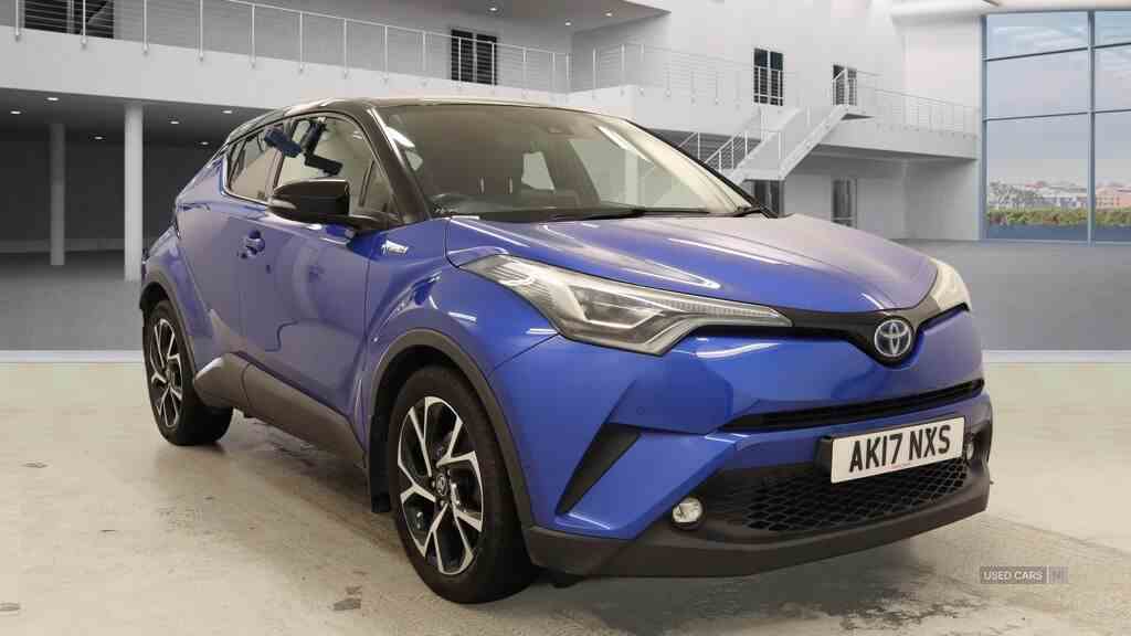 2017 C HR 2017 99000 HYBRID ELECTRIC 11,800 FULL SERVICE HISTORY, 6 WITH MAIN DEALER... photo